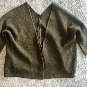 Brandy Melville 3/4 sleeve olive sweater